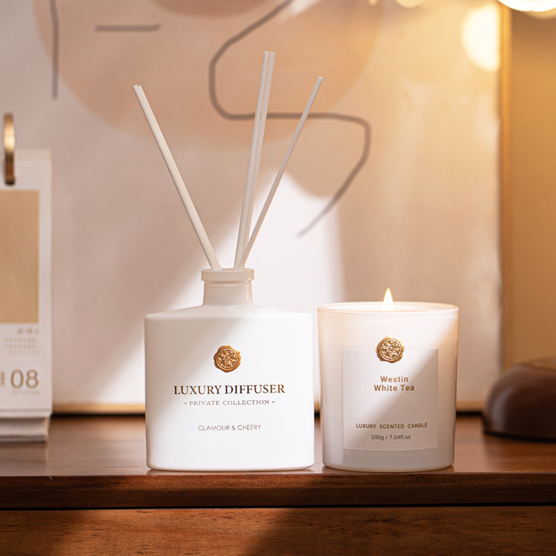 Home Fragrance Glade - Raumduft-Diffusor & Duftkerzen-Geschenkset, Duftdiffusor & Sojawachs-Kerzen